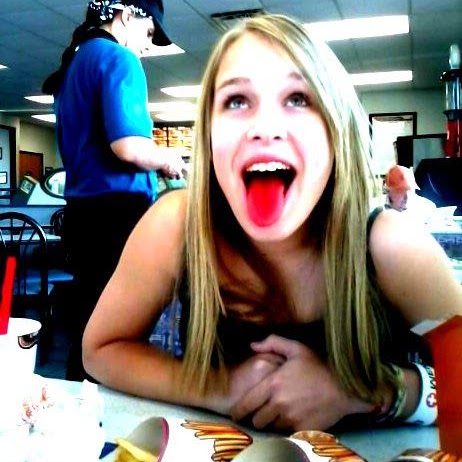 Hannah Warner Photo 25