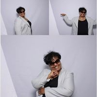 Jacqueline Garrett Photo 12