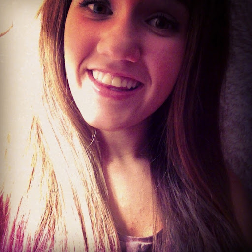 Samantha Tracy Photo 16