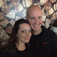 Sarah Lindsay Photo 12