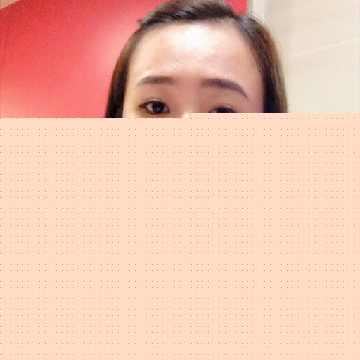 Tina Tran Photo 14