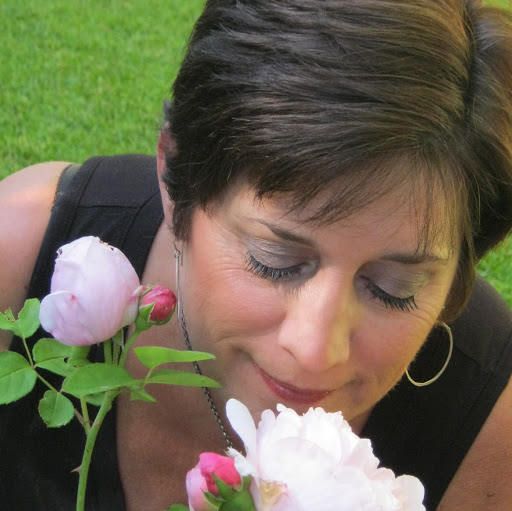 Julie O'Keefe Photo 13