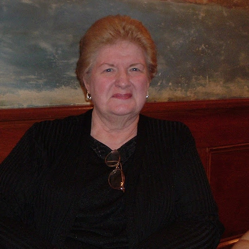 Barbara Archer Photo 15