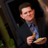 Aaron Tracy Photo 18