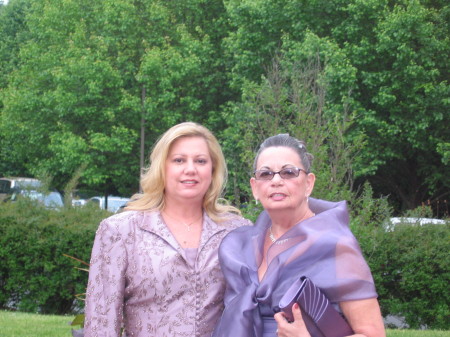 Connie Hooper Photo 21