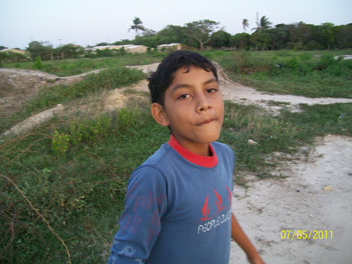 Roger Gutierrez Photo 23