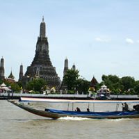 Elizabeth Ho Photo 32