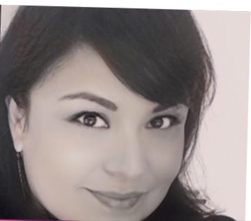 Teresa Salinas Photo 19