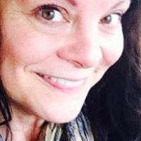 Gina Lind Photo 5