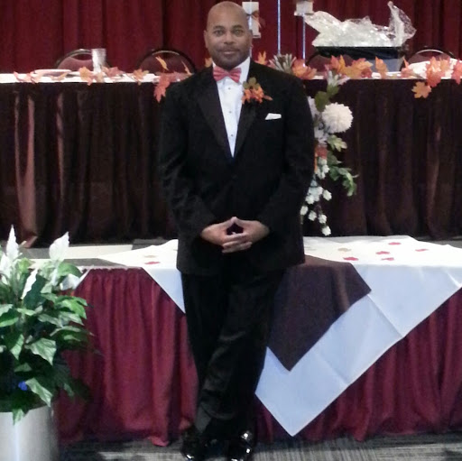 Joel Parks Photo 33