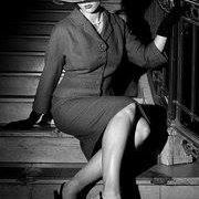 Sarah Bowles Photo 4