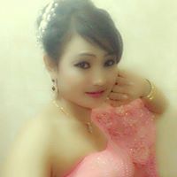 Julia Philips Photo 9