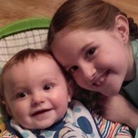 Michelle Redmond Photo 34