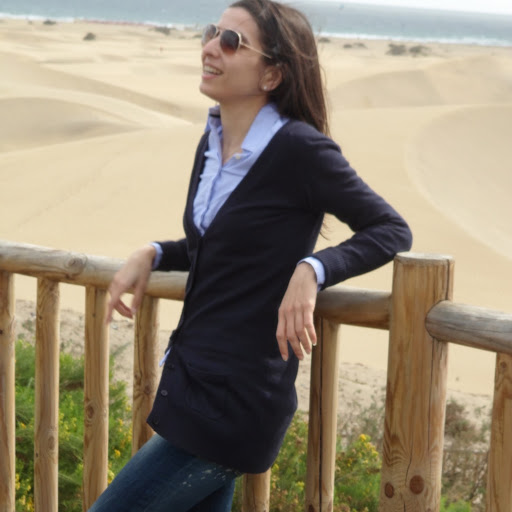 Ana Velasco Photo 26