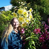 Donna Farris Photo 14