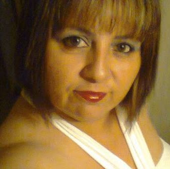 Anna Flores Photo 15