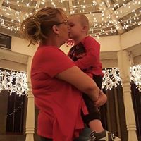 Sharon Tyler Photo 8