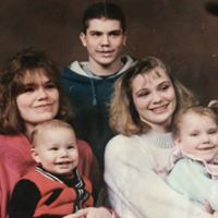 Michelle Mcfall Photo 29