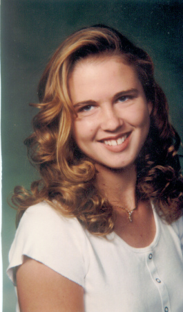 Nicole Barker Photo 30