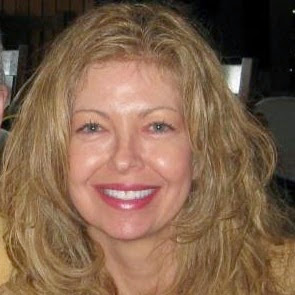 Angela Vaughan Photo 15