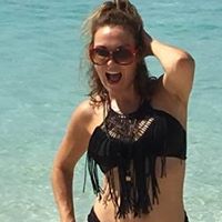 Tina Weller Photo 16