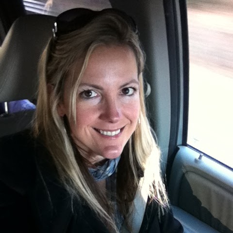 April Tucker Photo 18