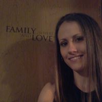 Christina Gross Photo 16