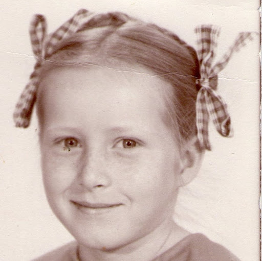 Karen Stewart Photo 9