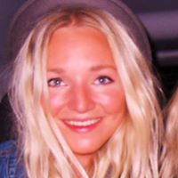 Julia Andersen Photo 16