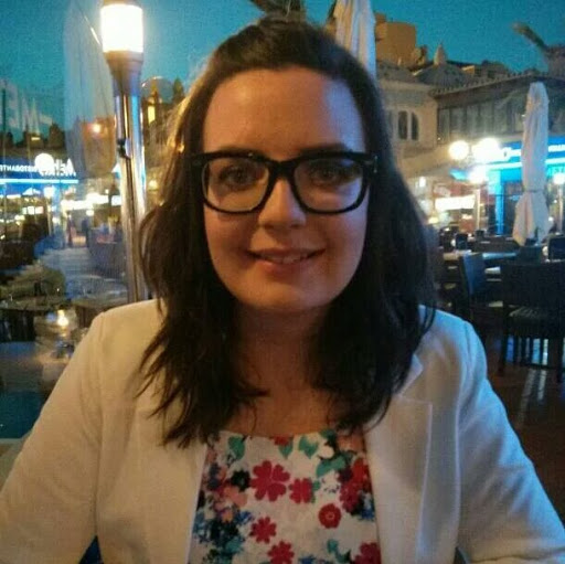 Christina Lynch Photo 15