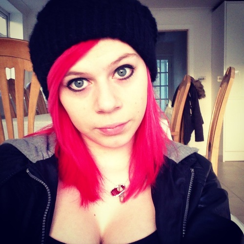 Megan Hunt Photo 19