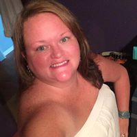 Jessica Huggins Photo 12