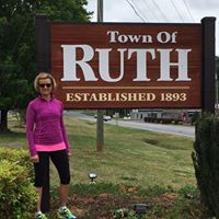 Ruth Thompson Photo 17