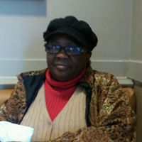 Annie Booker Photo 17