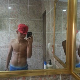 Rolando Tovar Photo 14