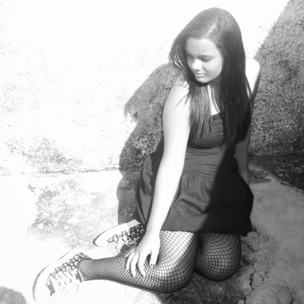 Alexandra Lynn Photo 14