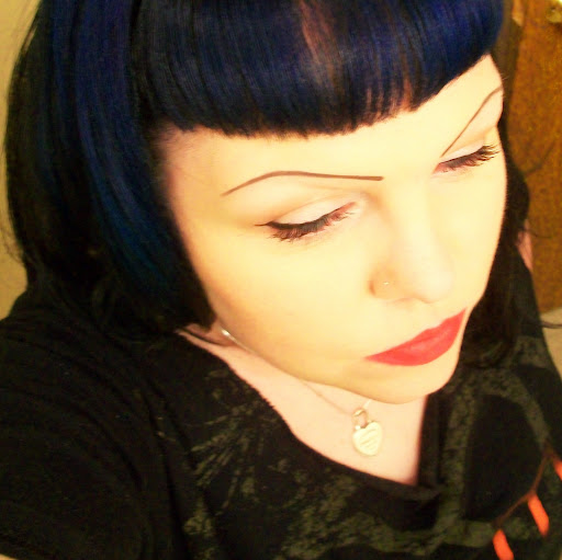 Renee Wallace Photo 9