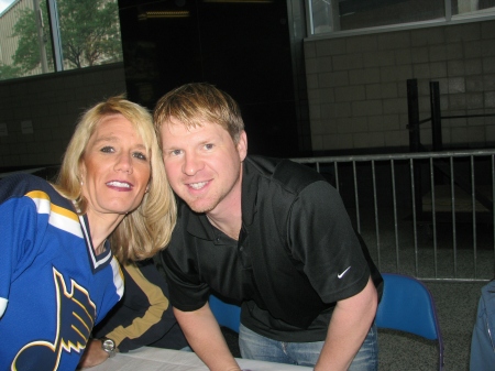 Dawn Howard Photo 27