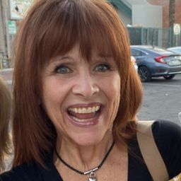 Christine Shull Photo 11