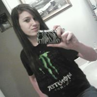 Haley Young Photo 16