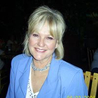 Suzanne Courtney Photo 9