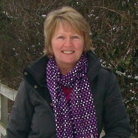 Christine Sanderson Photo 33