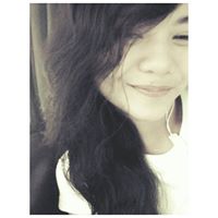 Holly Reyes Photo 9