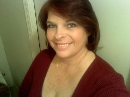 Elizabeth Bennett Photo 37