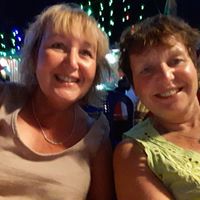 Julie Barwick Photo 9