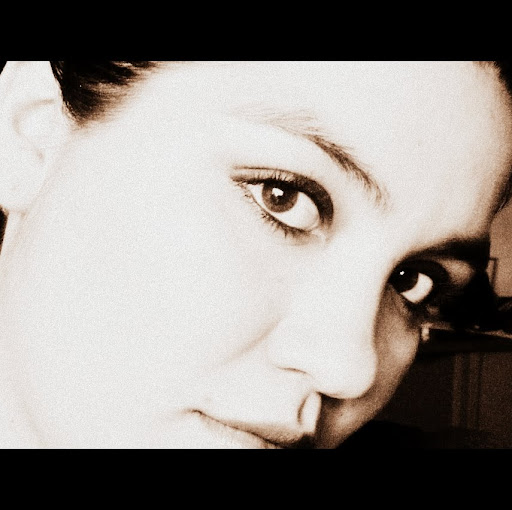 Angela Infante Photo 8