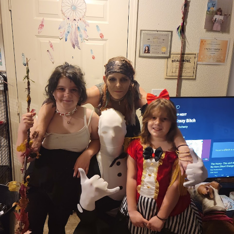 Michelle Tate Photo 25