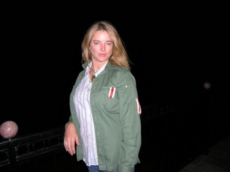 Amy Sanders Photo 22