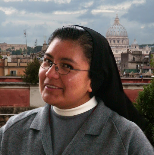 Julia Suarez Photo 32