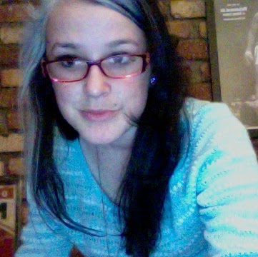 Mandy Marshall Photo 13